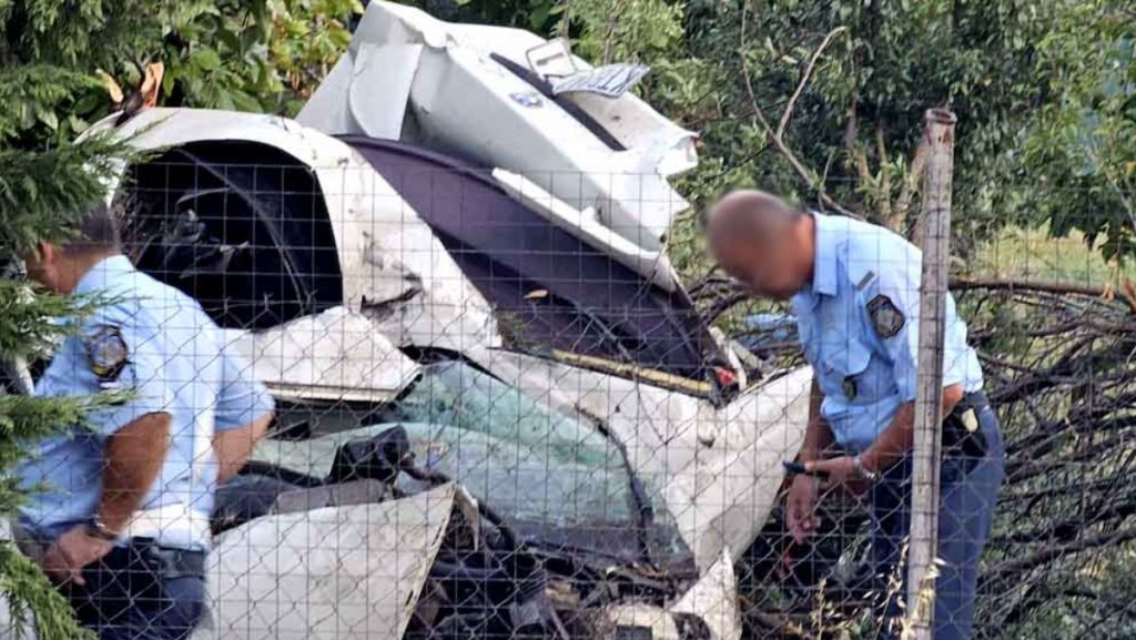 Καστοριά: Ανείπωτος πόνος για τους δύο 16χρονους που σκοτώθηκαν στο τροχαίο – “Το αγόρι είχε πάρει το αυτοκίνητο του πατέρα του”