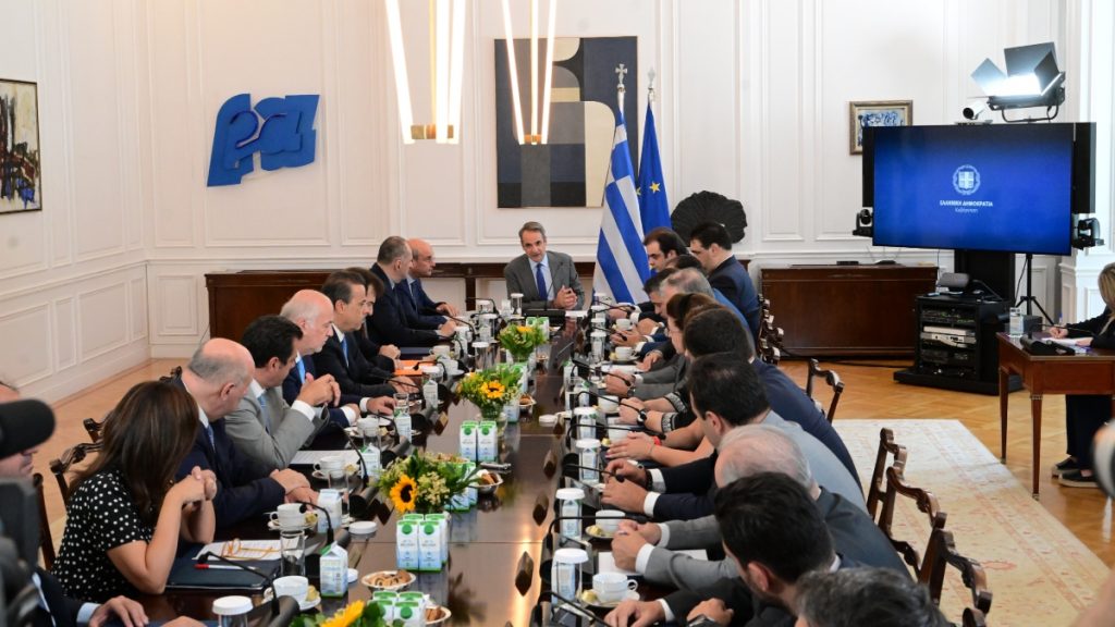 Υπουργικό Συμβούλιο: Συνεδριάζει με πλούσια ατζέντα στον δρόμο προς τη ΔΕΘ – Τι θα πει ο Μητσοτάκης