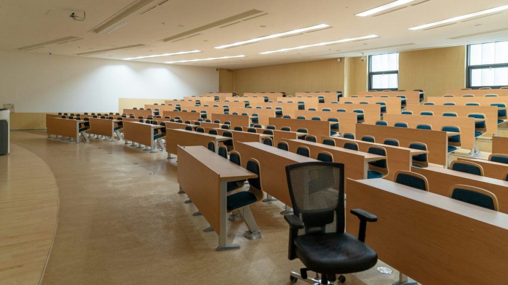 Δείτε τα τέσσερα ξένα μη κρατικά πανεπιστήμια που πήραν άδεια λειτουργίας – Οι σχολές τους