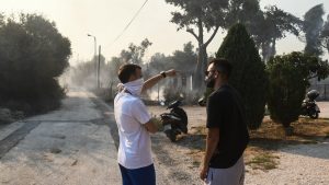 Η Vodafone στηρίζει τους συνδρομητές που πλήττονται από τις φωτιές – Τι προσφέρει