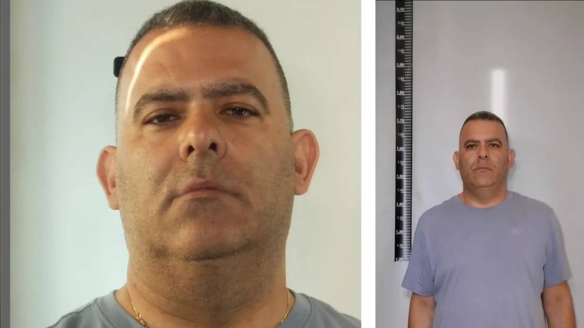 Σάμος: Στο “φως” τα χυδαία μηνύματα του γυμνασιάρχη στα ανήλικα θύματά του – “Έχεις τοπ γάμπες”