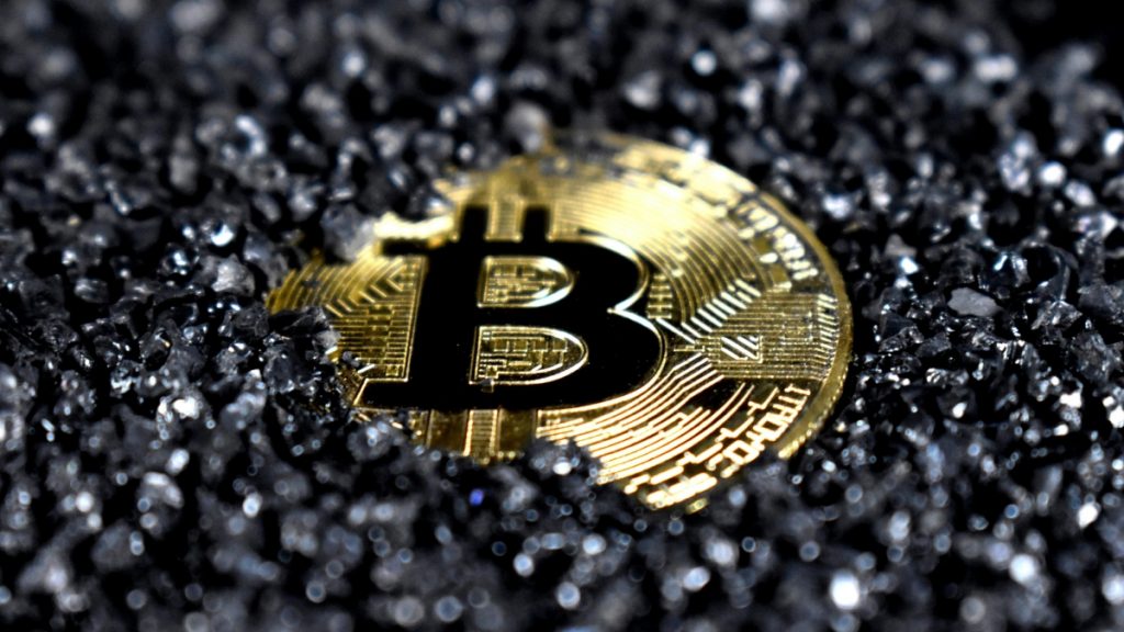 Το Bitcoin έσπασε νέο ρεκόρ και ξεπέρασε τα 124.000 δολάρια