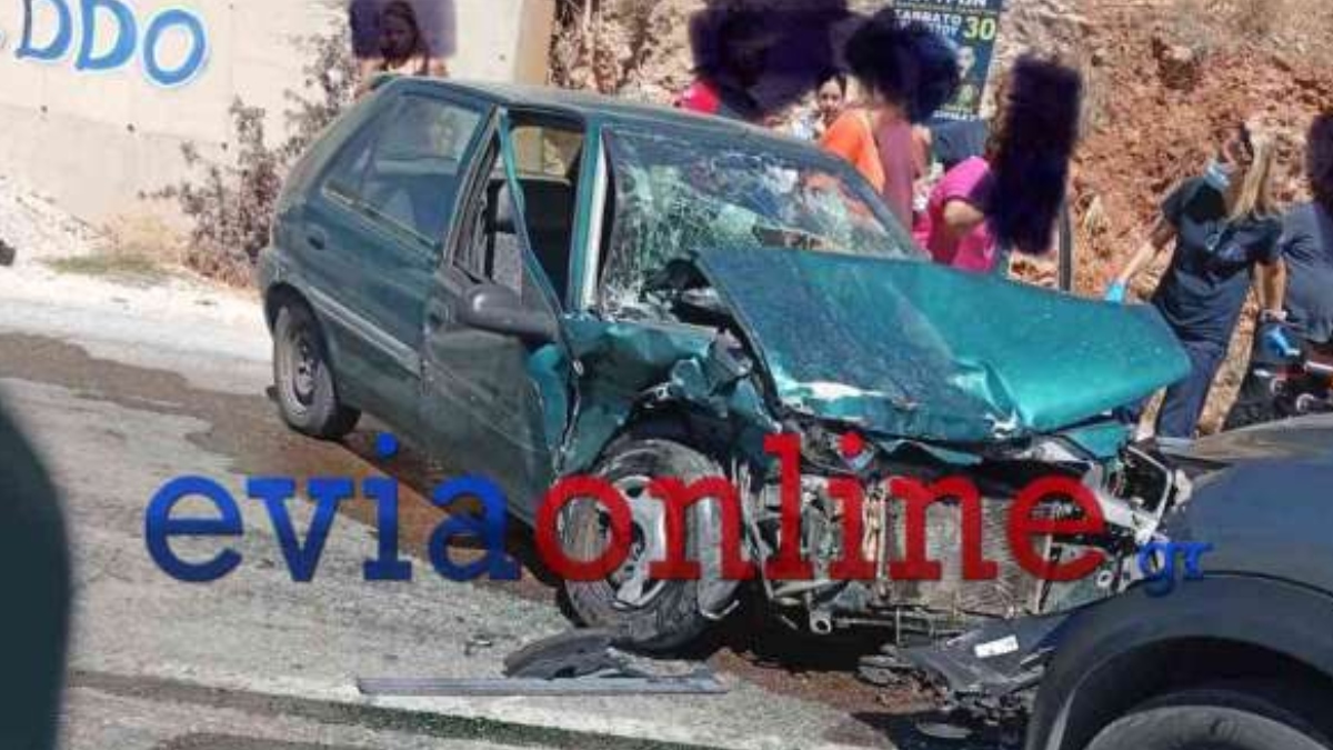 Εύβοια: Σφοδρή σύγκρουση με έναν τραυματία στα Στύρα (Φωτογραφίες)