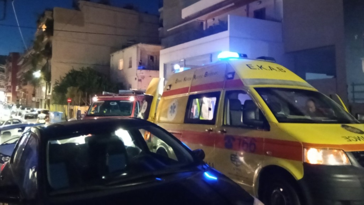 Τραγωδία στο Αγρίνιο: Γυναίκα “βούτηξε” από μπαλκόνι 4ου ορόφου πολυκατοικίας (Βίντεο)