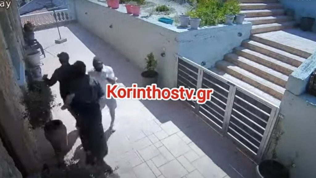 Διάρρηξη στην Αρχαία Κόρινθο: Καρέ καρέ οι κινήσεις των δραστών (βίντεο)
