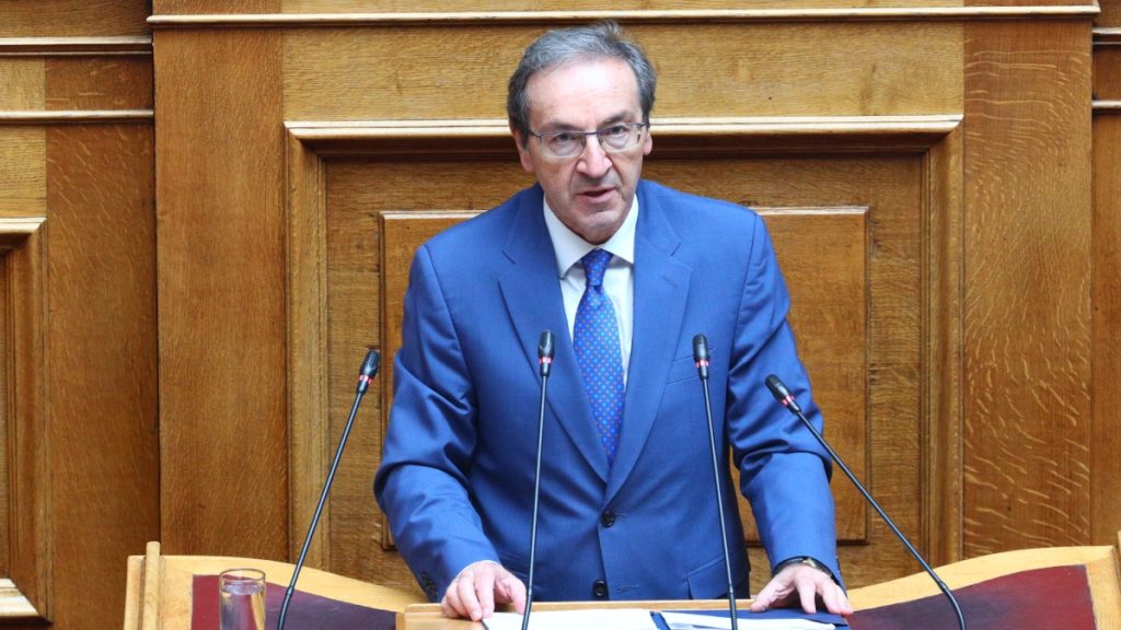 Μπούγας: “Πάνω από 17.000 αποφυλακίσεις με τον νόμο Παρασκευόπουλου”
