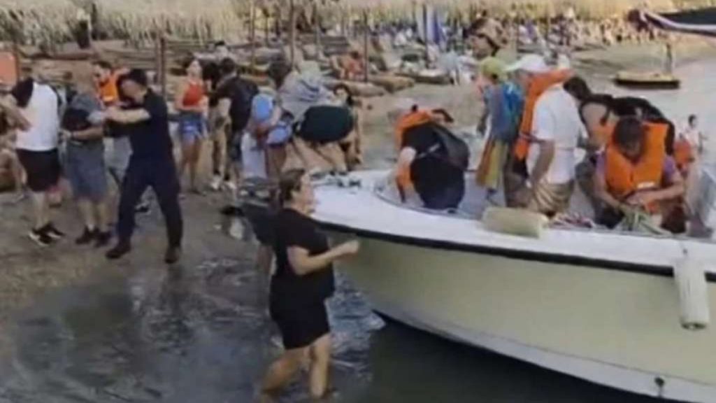 Νέα Στύρα: Το υπουργείο Ναυτιλίας στέλνει στον εισαγγελέα την πλοιοκτήτρια εταιρεία του φέρυ μποτ που προσάραξε σε ξέρα