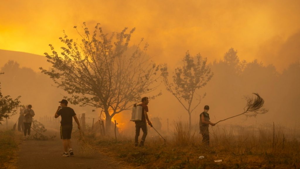 Ισπανία: Μαίνονται οι πυρκαγιές για πάνω από 10 ημέρες – Οι ισχυροί άνεμοι περιπλέκουν το έργο των πυροσβεστών
