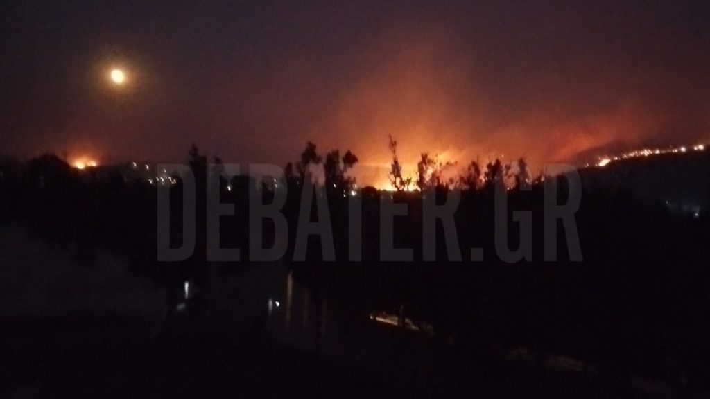 Φωτιά στην Κερατέα: Συνελήφθησαν δύο υπάλληλοι της ΔΕΔΔΗΕ για παραλείψεις στην συντήρηση του δικτύου