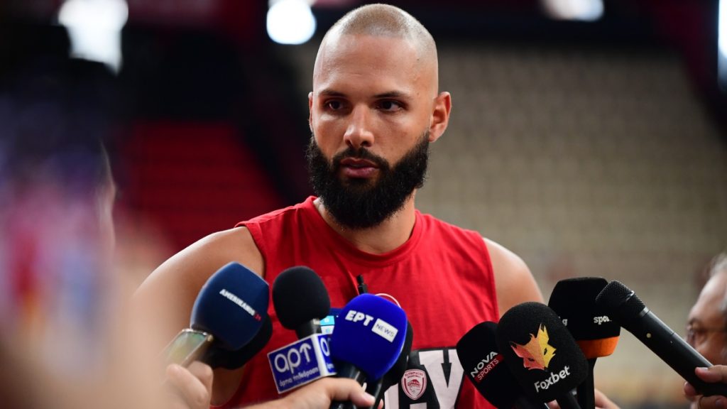 Φουρνιέ: “Μου έλειψε ο Ολυμπιακός, ανυπομονώ να αρχίσουμε”