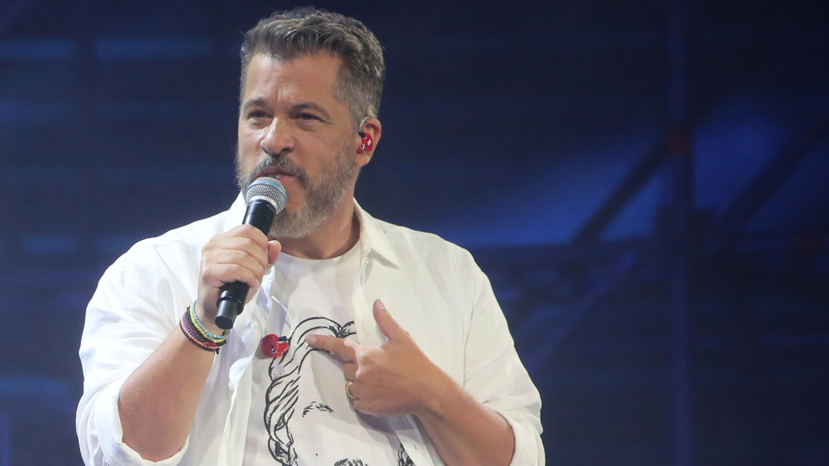 Χάρης Βαρθακούρης: Απαθανατίζει την κόρη του να χορεύει Γιάννη Πάριο – «Άτιμο πράγμα το dna»