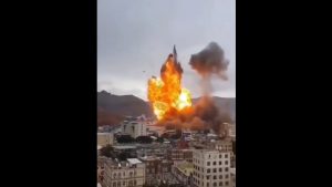 Υεμένη: Νεκρός ο πρωθυπουργός των Χούθι από αεροπορική επιδρομή – Τι υποστηρίζει το Ισραήλ (βίντεο+φωτογραφίες)