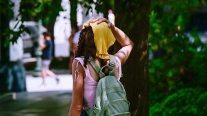 Καιρός σήμερα: Στους 35 βαθμούς θα «σκαρφαλώσει» ο υδράργυρος – Πού θα βρέξει
