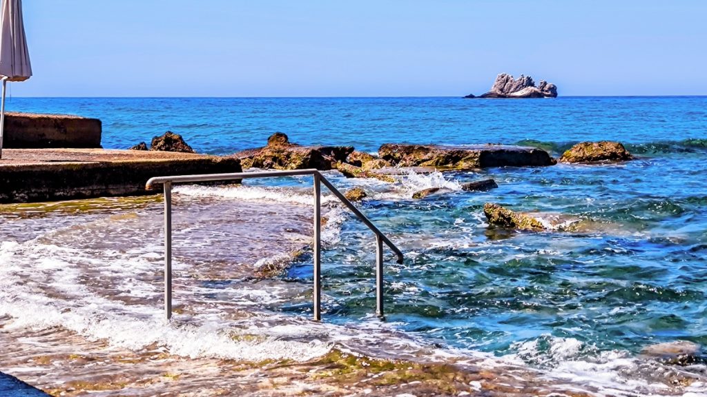 Καιρός: Ανεβαίνει αύριο η θερμοκρασία – Πού θα σημειωθούν βροχές