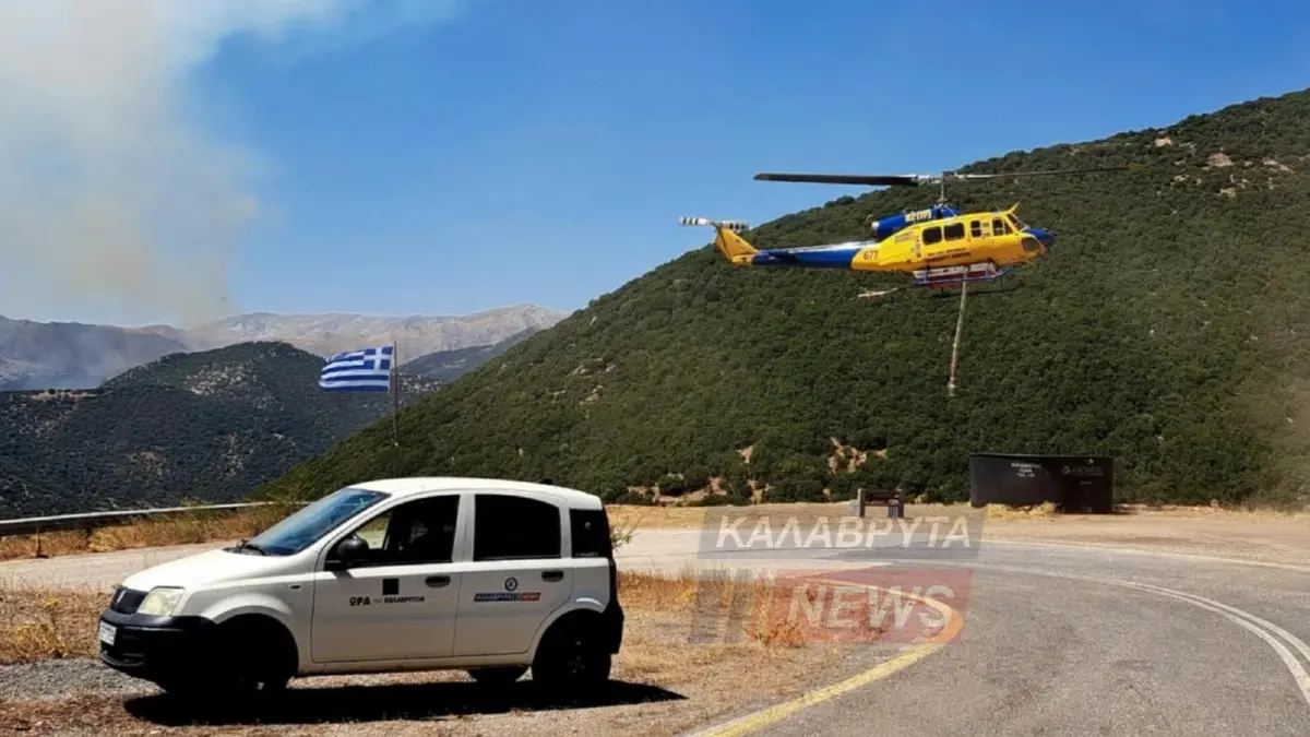 Καλάβρυτα: Καλύτερη η εικόνα της φωτιάς στο Λιβάρτζι – Μακριά από οικισμούς οι φλόγες