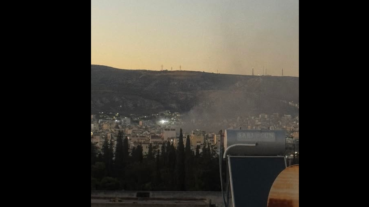 Κερατσίνι: Πυρκαγιά ξέσπασε σε διαμέρισμα στην Αμφιάλη