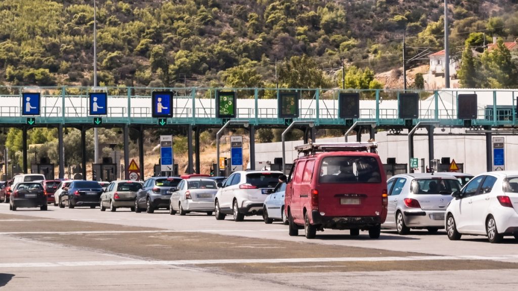 Κίνηση: Ξεκίνησε σταδιακά η επιστροφή των αδειούχων – Πού παρατηρούνται προβλήματα