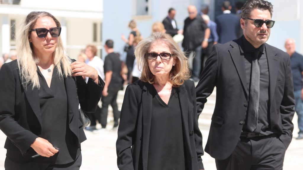 Η συγκινητική αποχαιρετιστήρια ανάρτηση του Λάμπρου Κωνσταντάρα για τον πατέρα του