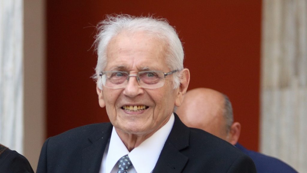 Δημήτρης Κωνσταντάρας:  «Είναι περίεργο πράγμα να εκφέρεις απόψεις για προγράμματα, κανάλια ή πρόσωπα»