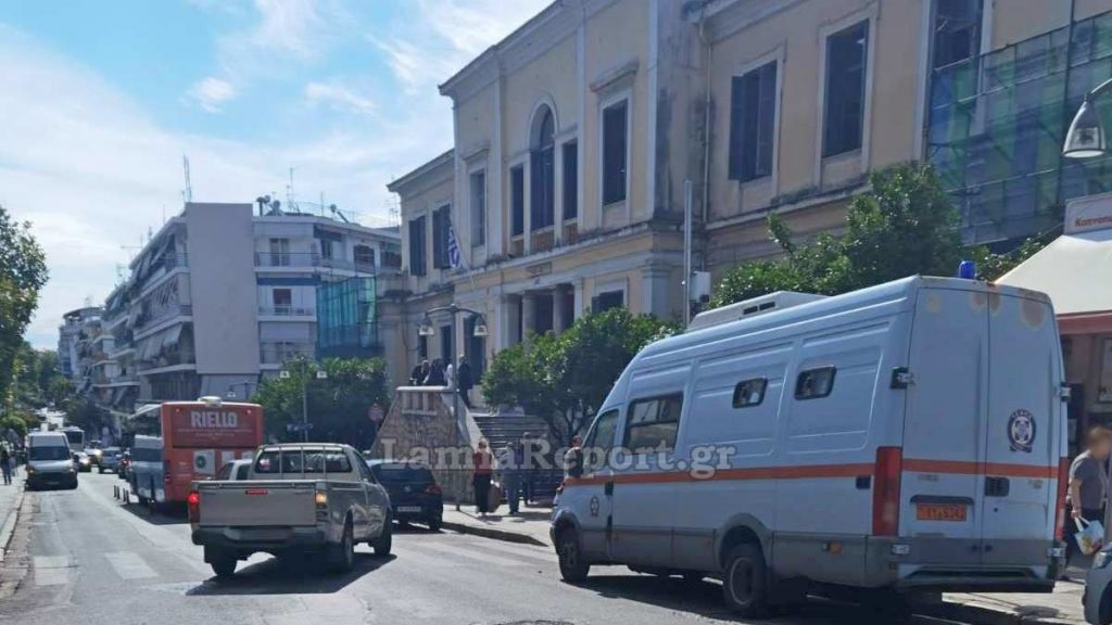 Λαμία: Στην φυλακή ο 30χρονος που απείλησε και λήστεψε γυναίκα ΑμεΑ που έμενε δίπλα του