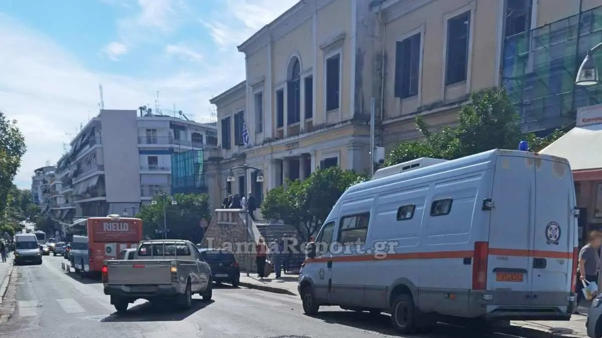 Λαμία: Στην φυλακή ο 30χρονος που απείλησε και λήστεψε γυναίκα ΑμεΑ που έμενε δίπλα του