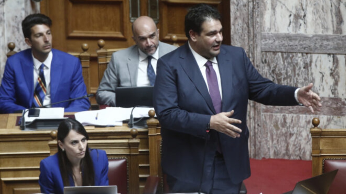 Υπουργείο Εσωτερικών: Υπερψηφίστηκε η αναμόρφωση του πειθαρχικού δικαίου στο Δημόσιο