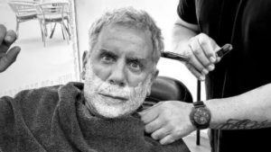 Γιώργος Μαζωνάκης: Μετά το εξιτήριο από το Δρομοκαΐτειο πήγε κομμωτήριο – Η ανάρτηση στα social media
