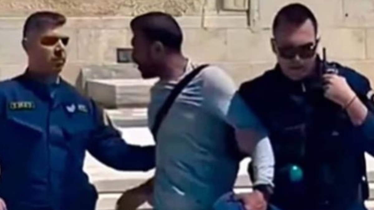 Τι πραγματικά ισχύει για τον μετανάστη που επιτέθηκε στους Εύζωνες – «Δεν είναι προϊον fake news», λέει το υπουργείο