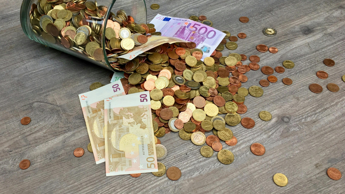 3 ζώδια που θα ευνοηθούν στα οικονομικά τους τον Αύγουστο του 2025 – Θα κάνουν σημαντικές επενδύσεις