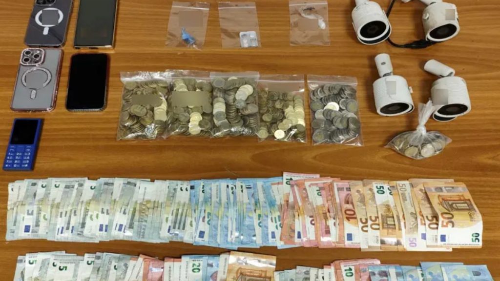 Δυτική Αττική: Τέσσερις συλλήψεις για διακίνηση ναρκωτικών σε “σαφάρι” της ΕΛΑΣ