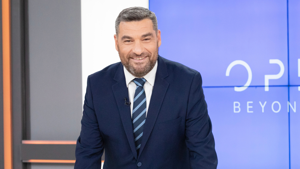 Το OPEN υποδέχεται τον Μάνο Νιφλή στη δημοσιογραφική του οικογένεια – Η επίσημη ανακοίνωση