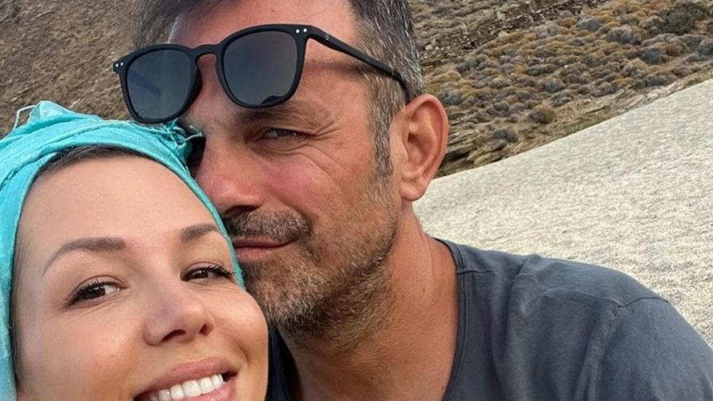 Βαρύ πένθος για τον Ντέμη Νικολαΐδη: «Έφυγε» από τη ζωή η σύντροφός του Αλεξάνδρα Νικολαΐδου