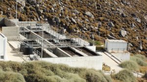 Ρύπανση στην Πάτμο: Εκτός λειτουργίας ο Βιολογικός Καθαρισμός – Λύματα στη θάλασσα
