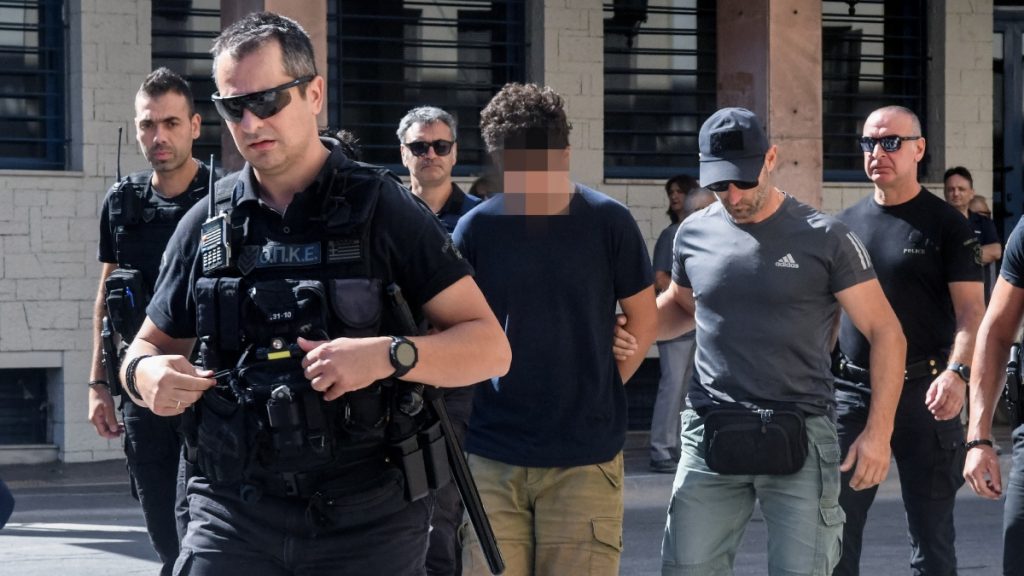 Πάτρα: Συνελήφθη 21χρονος που πήγε να καταθέσει υπέρ του 25χρονου για τον εμπρησμό στο Γηροκομείο