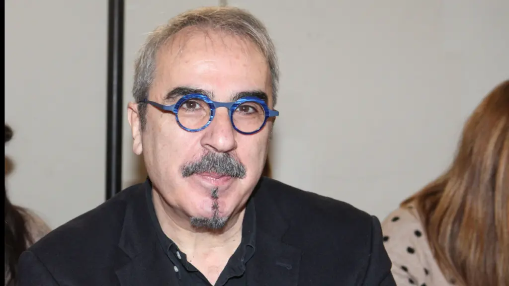 Βαγγέλης Περρής: «Ο ΣΚΑΪ ζήτησε από την Αθηναΐδα Νέγκα να γυρίσει μόλις γεννήσει – Επέστρεψε στη μία βδομάδα και την απολύσανε»