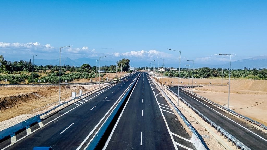 Στην κυκλοφορία ο νέος αυτοκινητόδρομος Πατρών – Πύργου από το μεσημέρι – Δείτε Φωτογραφίες