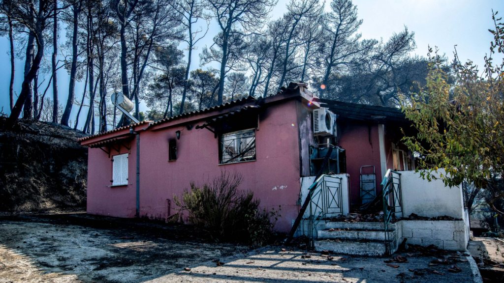 Τουλάχιστον 40.000 στρέμματα έγιναν στάχτη στη φωτιά της Κερατέας – Εξετάζεται ο εμπρησμός