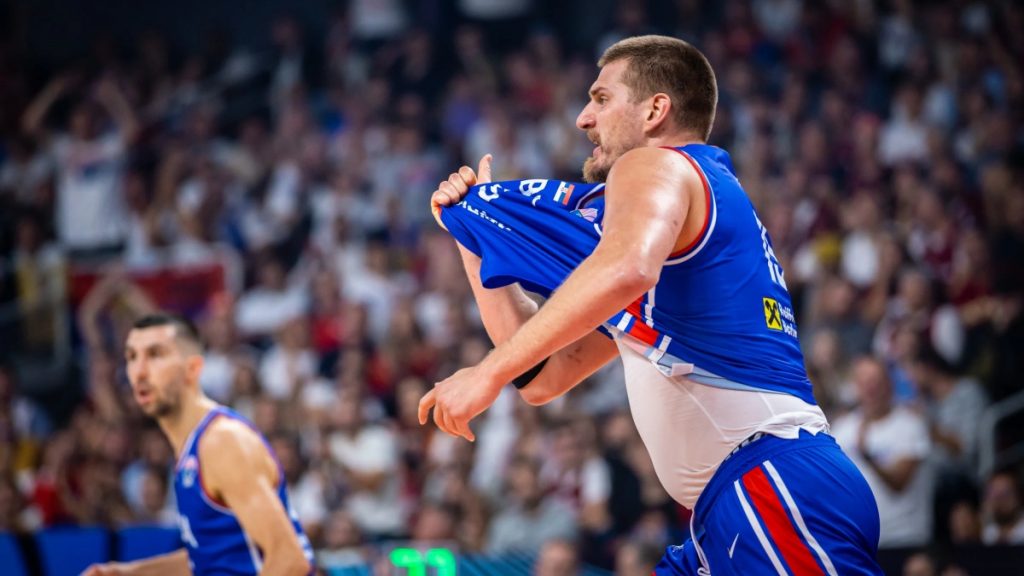 Λετονία – Σερβία 80-84: Ασταμάτητος Γιόκιτς την οδηγεί – Μυθικό νταμπλ-νταμπλ από τον Σέρβο σταρ