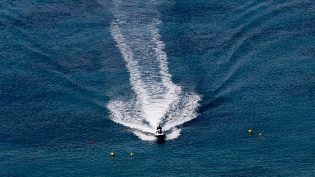 Κέρκυρα: Σύγκρουση jet ski με φουσκωτό σκάφος – Τραυματίστηκε στο χέρι 11χρονος