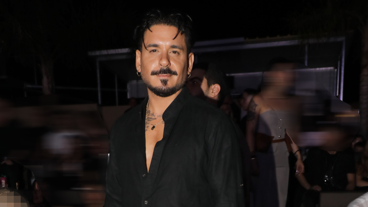 Stan: Γενέθλια για τον τραγουδιστή – Οι φωτογραφίες που ανέβασε από τα παιδικά του χρόνια (pics)