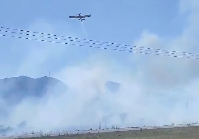 Φωτιά σε χαμηλή βλάστηση στην Αγορά Θεσπρωτίας – Στην μάχη 3 εναέρια μέσα
