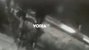 Θεσσαλονίκη: Bίντεο ντοκουμέντο λίγα λεπτά πριν το σοκαριστικό ατύχημα – Φαίνεται η  μαύρη Porsche να τρέχει με ιλιγγιώδη ταχύτητα