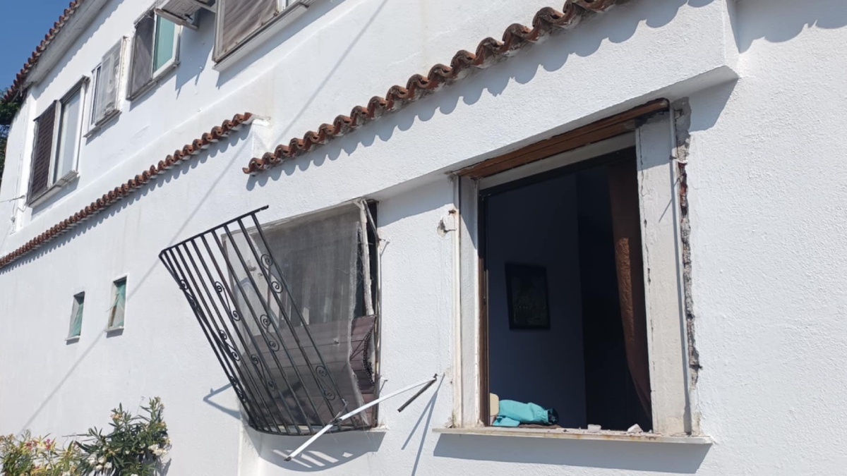Θεσσαλονίκη: Έκρηξη φιάλης υγραερίου σε ενοικιαζόμενα δωμάτια στην Ασπροβάλτα – 5 τραυματίες (εικόνες)