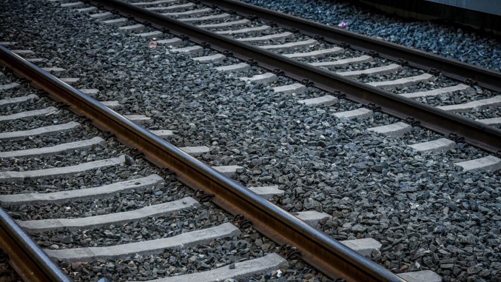 Τραγωδία στη Λάρισα: Νεκρός εν ώρα εργασίας φύλακας στις σιδηροδρομικές γραμμές