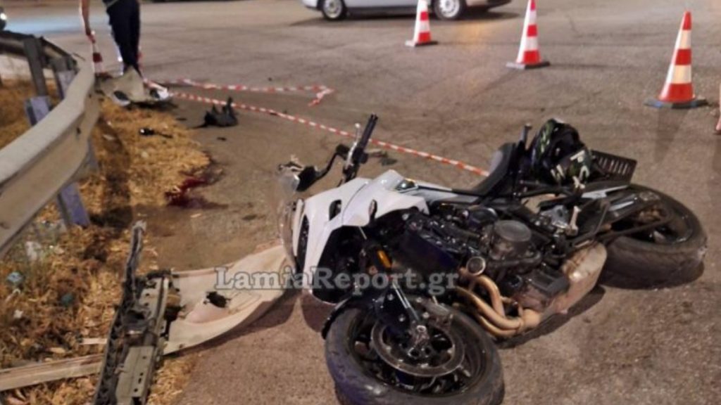Αταλάντη: Αυτοκίνητο παραβίασε το STOP και εμβόλισε 32χρονη μητέρα με τη μηχανή της