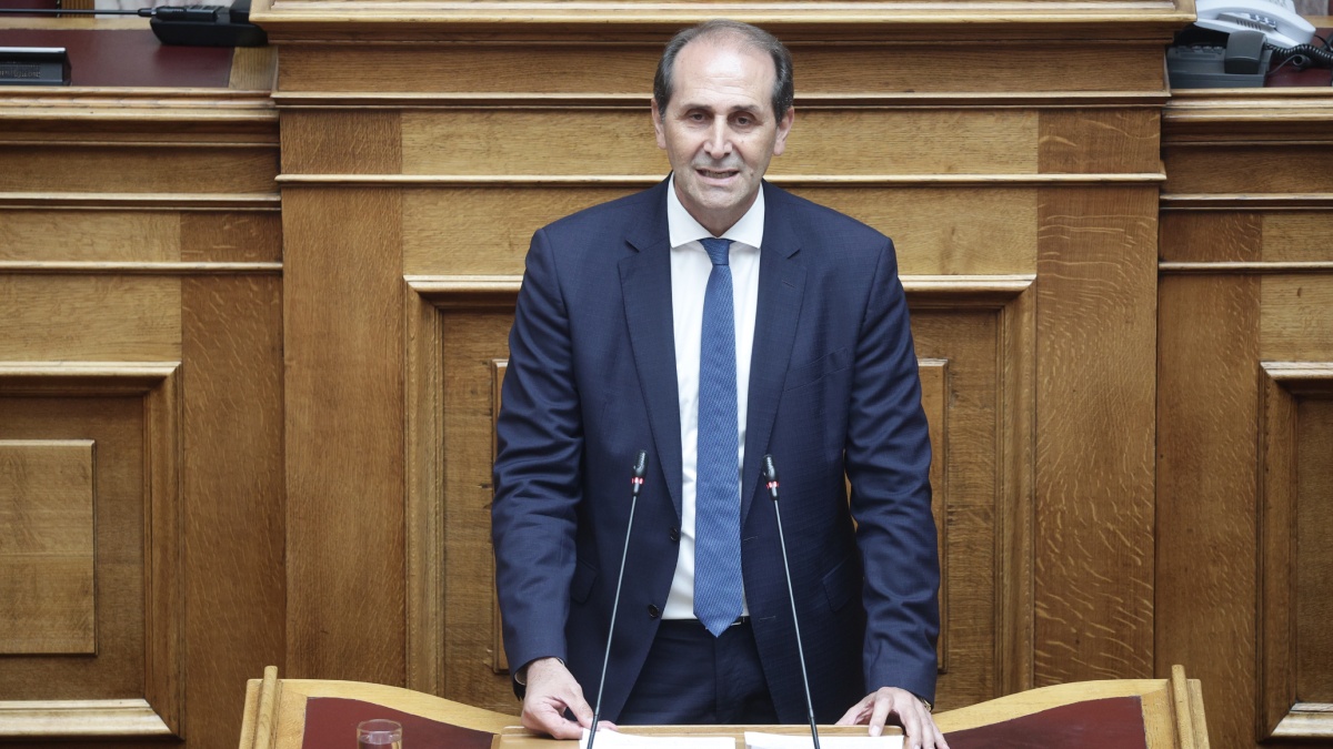 Ποιος ήταν ο Απόστολος Βεσυρόπουλος που πέθανε από ανακοπή καρδιάς