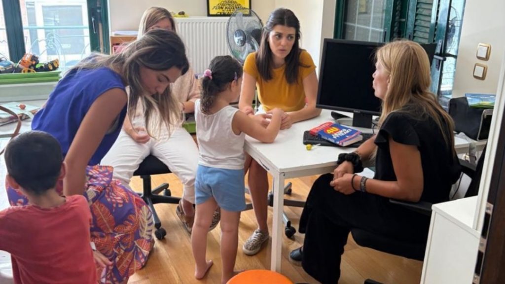 Σέβη Βολουδάκη: Επισκέφθηκε τη δομή φιλοξενίας ανηλίκων HOUSE2