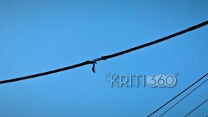 Χανιά: Καλώδιο ρεύματος κόπηκε στα δύο – Πανικός κοντά στο ΚΤΕΛ (εικόνες)