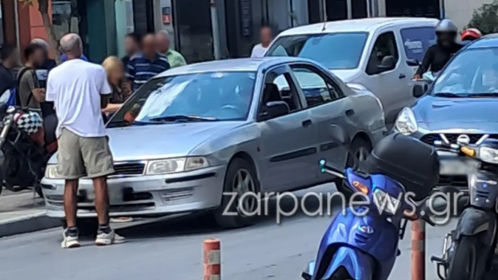 Χανιά: Οδηγός πήγε να χτυπήσει πατέρα παιδιού ΑμεΑ (Βίντεο)