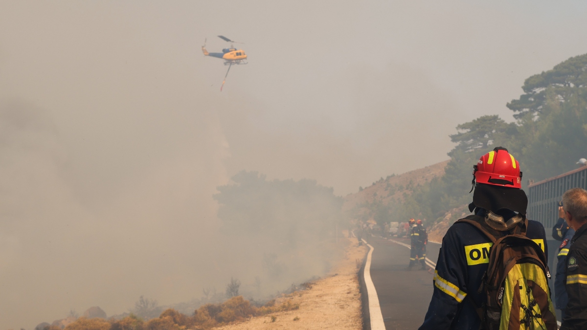 Χίος: Εικόνες καταστροφής από την πυρκαγιά – «Ό,τι ξέραμε και αγαπούσαμε χάθηκε μέσα σε λίγες ώρες» (βίντεο+φωτογραφίες)